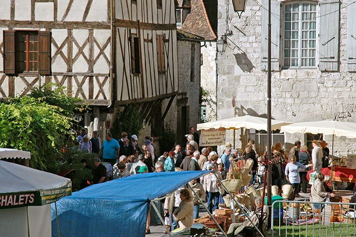 Marché Dimanche Issigeac